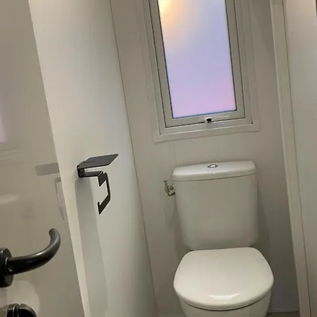 Camping Mobil Confortable Avec Terrasse Pres De - Api-1-52-425 Limeuil