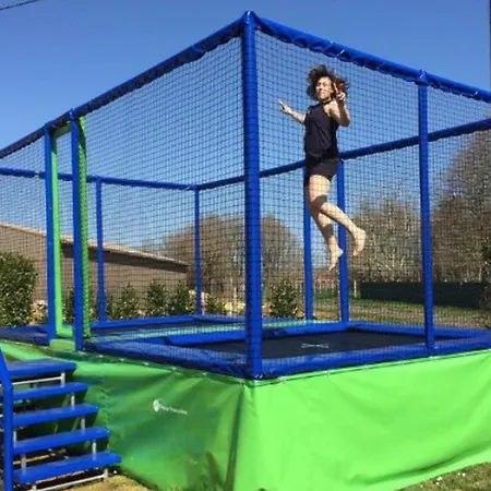 Mobil Confortable Avec Terrasse Pres De - Api-1-52-425 *