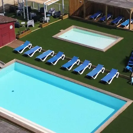 Mobil Confortable Avec Terrasse Pres De - Api-1-52-425