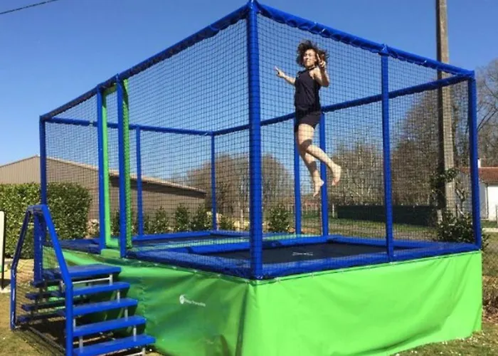 Mobil Confortable Avec Terrasse Pres De - Api-1-52-425 *